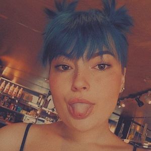 Meet your Posher, Lila-may